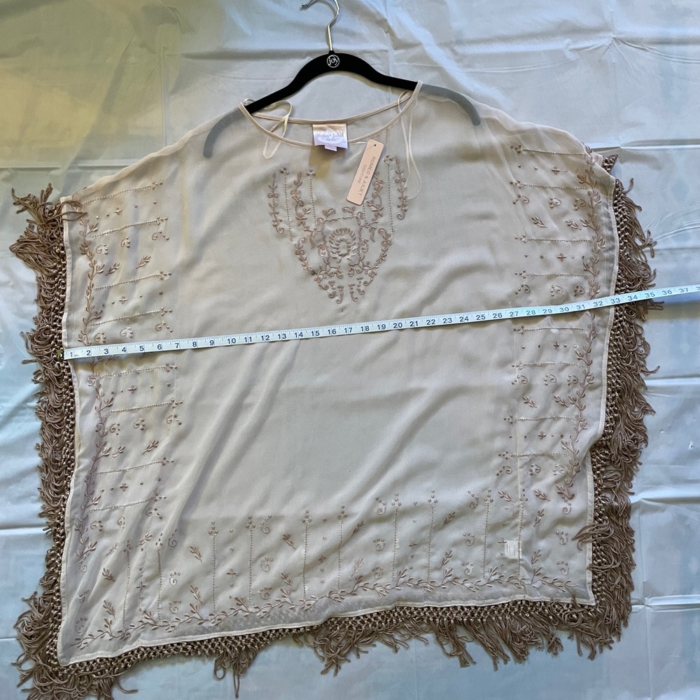 Romeo & Juliet Couture Light Pink/Cream Poncho with Fringe